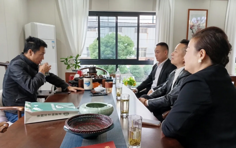 浙江董秘俱樂(lè)部會(huì)員活動(dòng)——走訪浙江豐潤(rùn)酒業(yè)有限公司